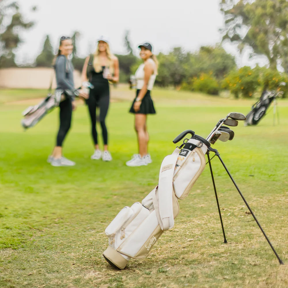 Sac de Golf Par-3 "THE LOMA" Couleur Amande Grillée